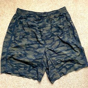 Lululemon shorts Size Medium (no tags) 9”